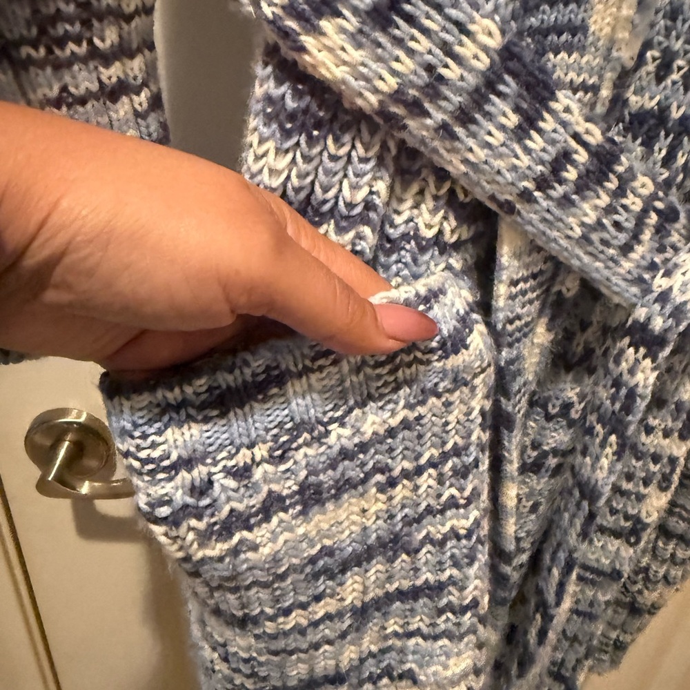 STAUD Blue and White Heavy Knit Sweater Sz XS pockets tie belt - Picture 6 of 9